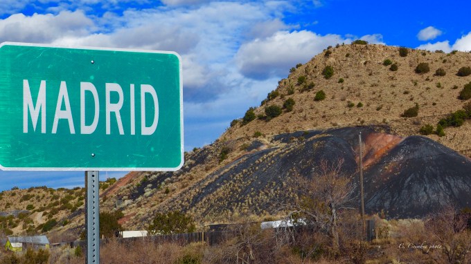 Madrid sign w/coal